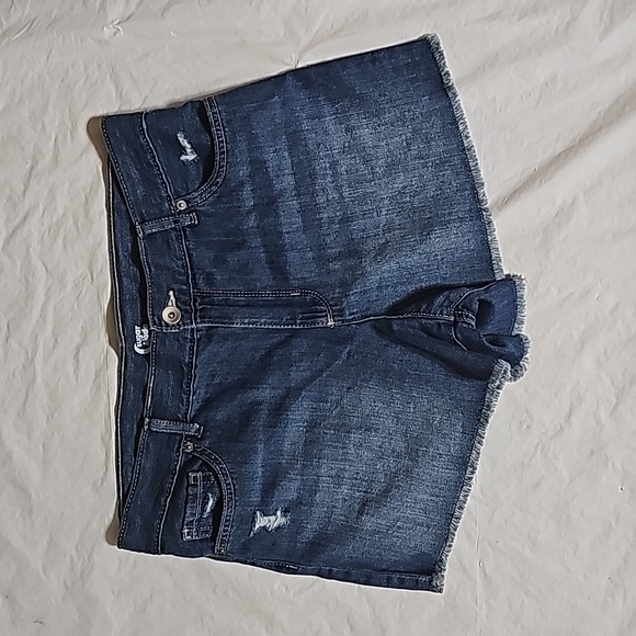 Sugar & Jade Girl Size 14 Plus Blue Denim Frayed Hem Distressed 5 Pockets Short - Picture 13 of 13